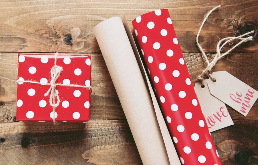 Pamper Your Loved Ones by Sending Gifts Abroad