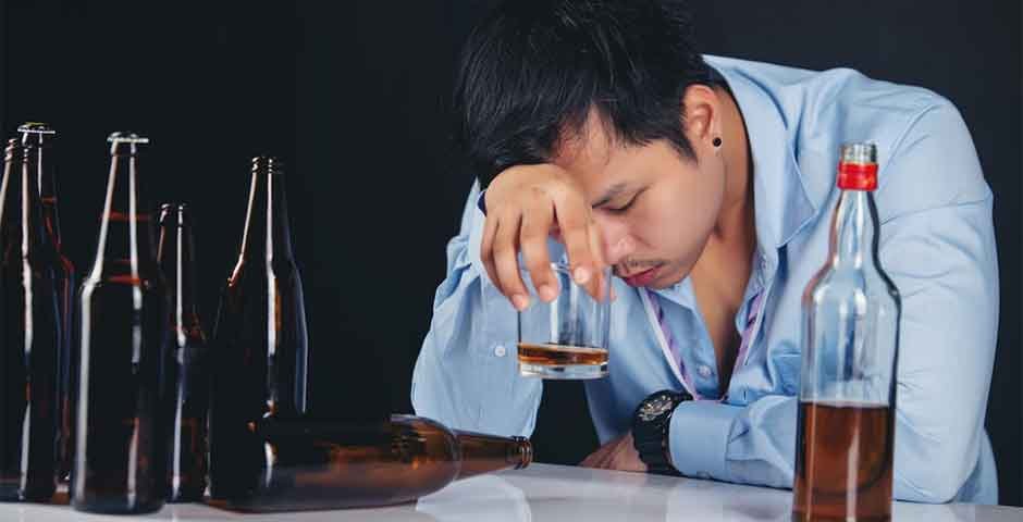 Understanding Alcoholism: What Makes Someone an Alcoholic