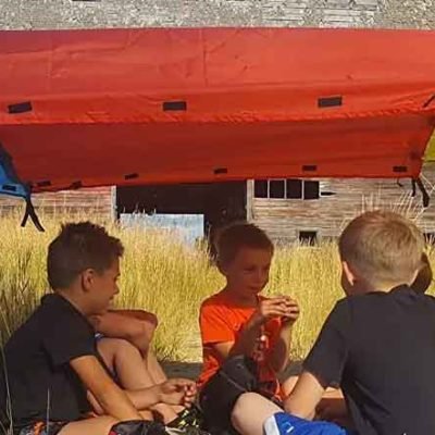 Why Fort Building Kits Make the Best Gifts for Kids