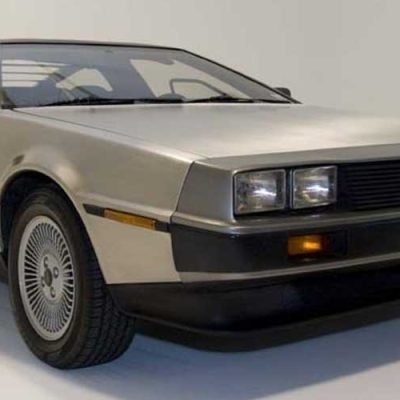 A-Modern-Look-At-The-Iconic-DeLorean-DMC-12