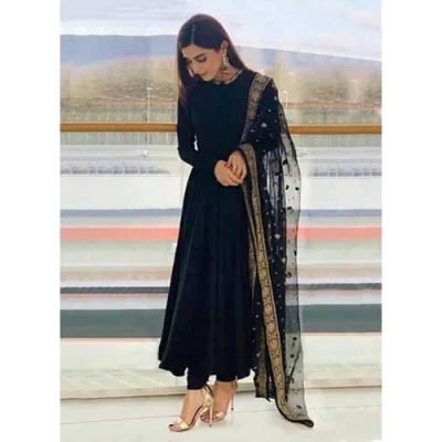 7 Picks on Most Fascinating Anarkali Dress Designs Online