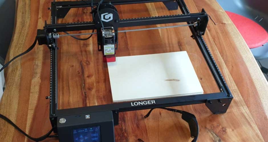 Engrave-Your-Imagination-Tips-for-Selecting-the-Perfect-GearBerry-Laser-Engraver