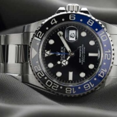 Gifts-Of-Luxury-And-Sophistication-Find-The-Ideal-Gifts-For-Him