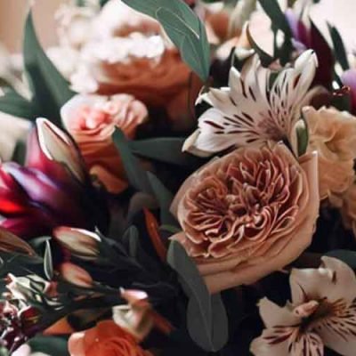 Flowers-as-Healing-Gifts-The-Therapeutic-Power-of-Floral-Gestures
