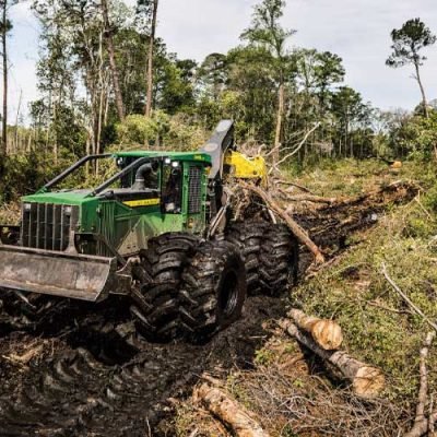 John-Deere-Skidder-Enhancing-Productivity-and-Safety-in-Logging-Operations