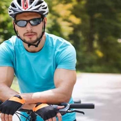 Things-to-Consider-while-Buying-Sports-Glasses