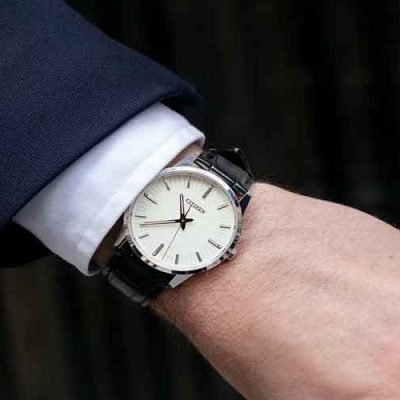 The Precision Behind Calibrating Watch Hands