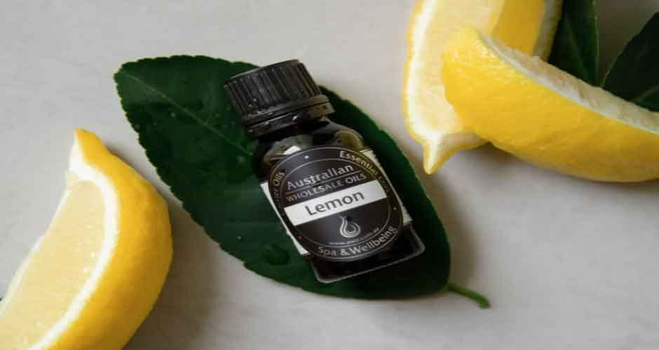 Achieving-a-Radiant-Complexion-with-Lemon-Essential-Oil-for-Skin