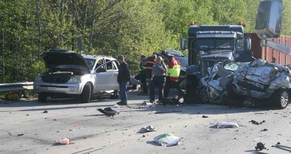 What-Sets-Apart-Tractor-Trailer-Accident-Lawyers