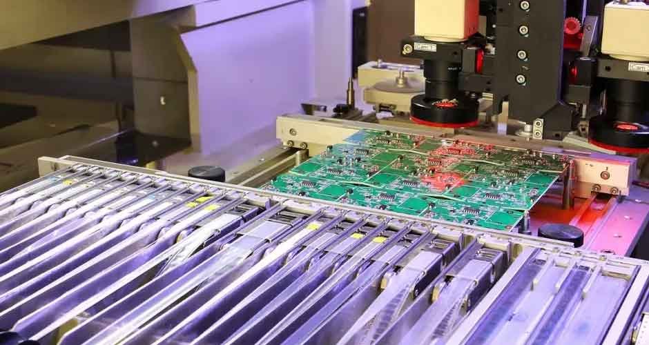 Navigating the PCB Assembly Process with Expert Precision