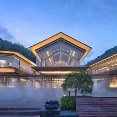 How to Effectively Combine Aesthetics and Functionality in Landscape Design