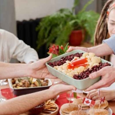Potluck-Favorites-That-Steal-the-Show-Every-Time