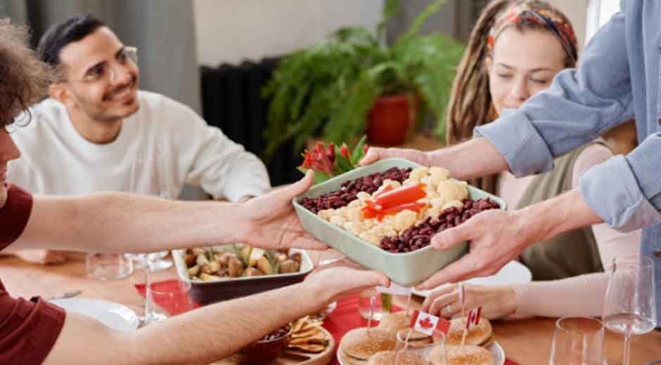 Potluck-Favorites-That-Steal-the-Show-Every-Time