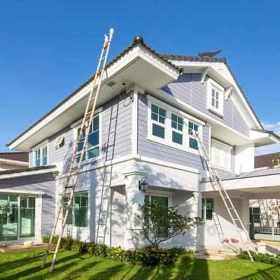 Top 7 Mistakes to Avoid When Hiring an Exterior House Painter