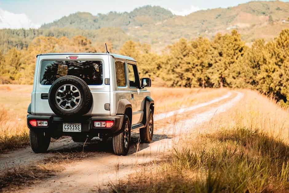 Conquer-Any-Terrain-With-the-Right-Jeep-Lift