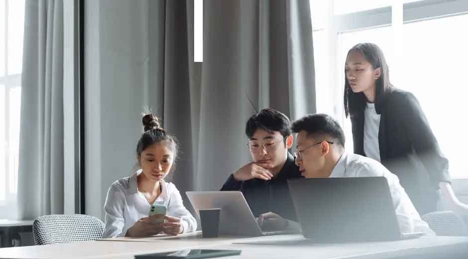 Future-Proof-Your-Finances-How-2025’s-Trends-Are-Reshaping-Business-Accounting