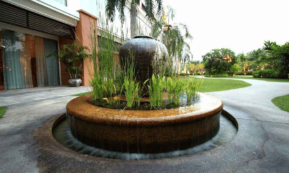 Types-of-Outdoor-Water-Features