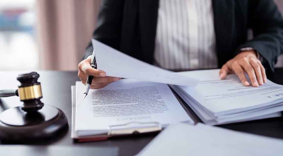 How Wrongful Death Attorneys Help Navigate Complex Family Claims