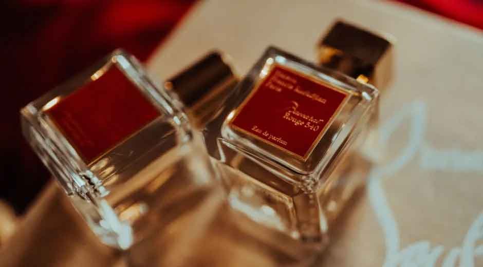Scent-of-a-Groom-Top-Fragrances-to-Make-Your-Big-Day-Unforgettable