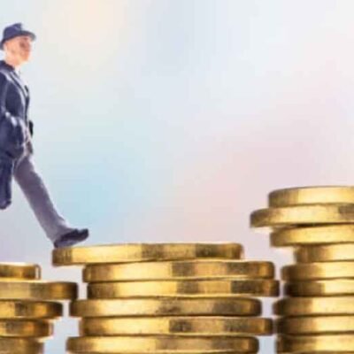 Smart-Financial-Moves-to-Repay-Your-Loans-with-Ease