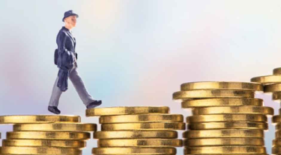 Smart-Financial-Moves-to-Repay-Your-Loans-with-Ease