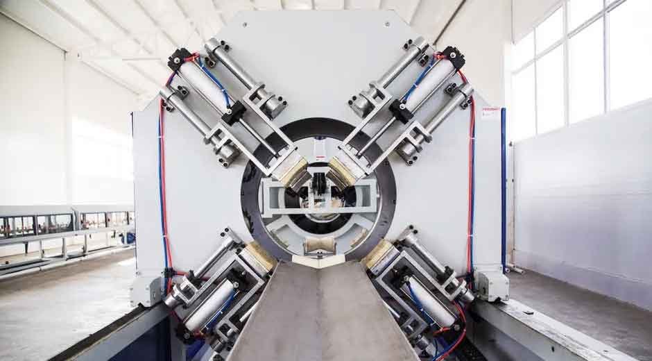 Advancements in Plastic Extrusion Technology for Industrial Uses