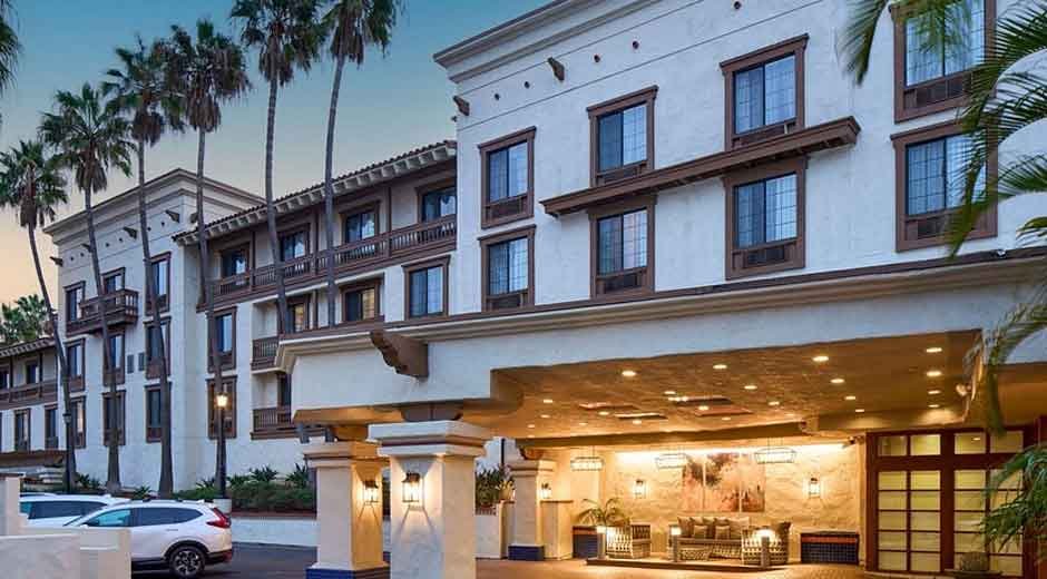 Courtyard Old Town: A Top Hotel for Military Travel in San Diego