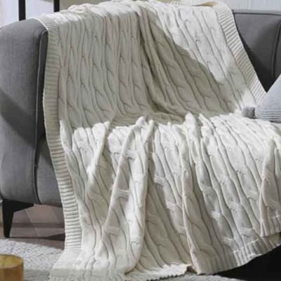 What-to-Know-Before-Buying-Throw-Blankets