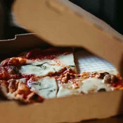 5 essential things that go towards the perfect pizza delivery