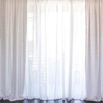 How-To-Layer-Sheer-And-Blackout-Curtains