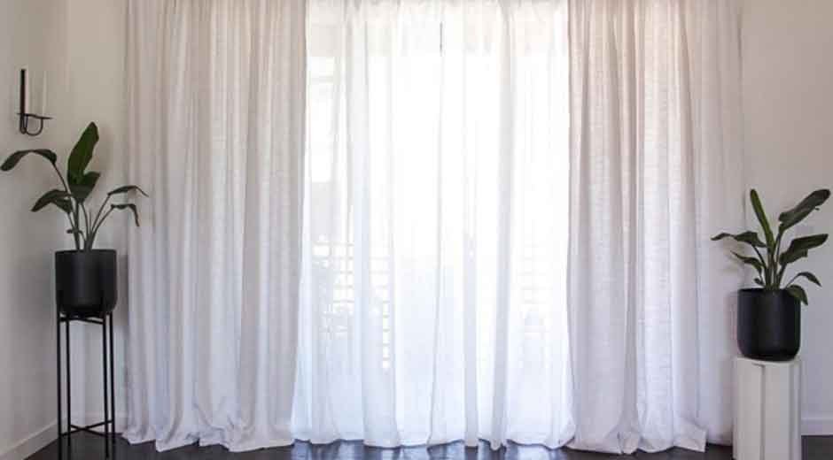 How-To-Layer-Sheer-And-Blackout-Curtains