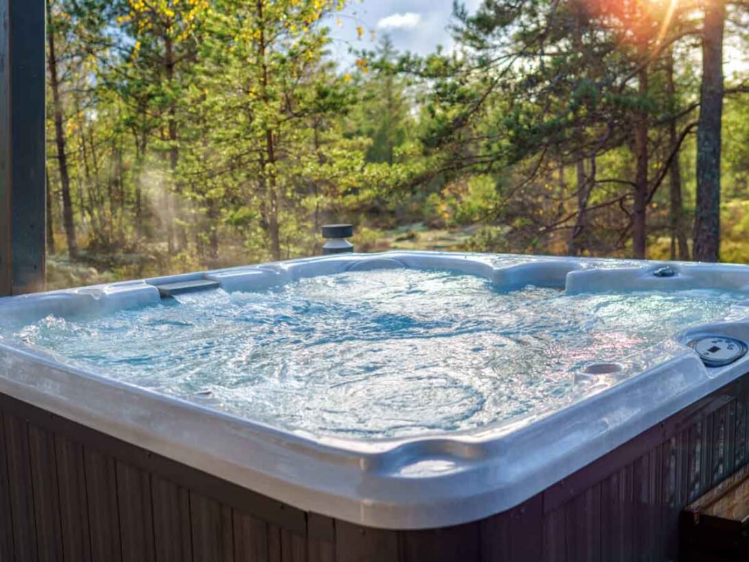 What Buyers Should Know Before Choosing a Hot Tub for Long-Term Comfort and Value