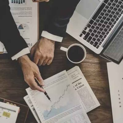 7-Practical-Financial-Habits-Every-Small-Business-Owner-Should-Adopt