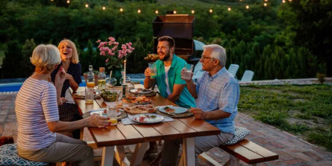How-Al-Fresco-Spaces-Elevate-the-Neighbourhood-Dining-Experience-Worldwide