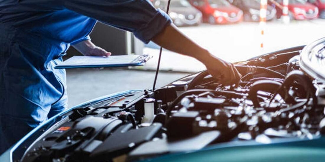 7 Questions to Ask Before Choosing an Aston Martin Repair Garage