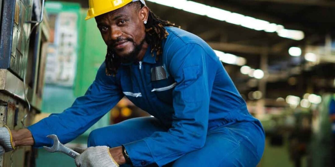 How Professional Uniforms Help Build a Stronger Brand Identity