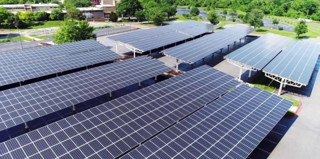 are-commercial-solar-panels-worth-it-the-business-1