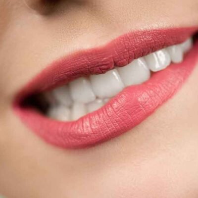 Common-Services-Offered-By-Cosmetic-Dentists-(1)