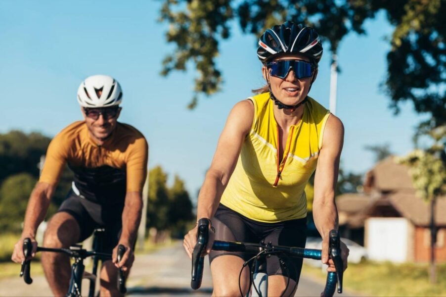 how-to-pick-the-right-cycling-sunglasses-for-comfo-1