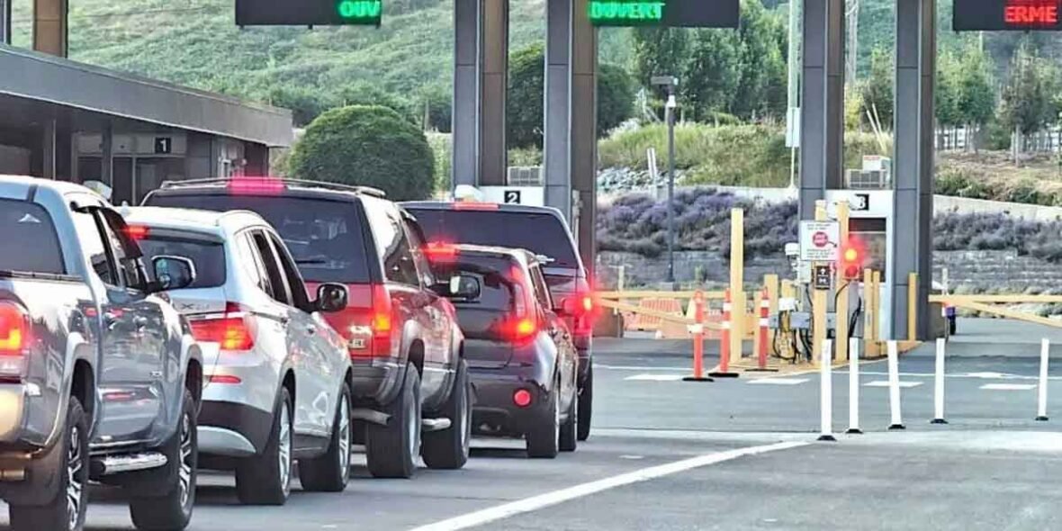 U.S. to Canada Charter Bus Travel: Border Crossing Rules, Tips & FAQs